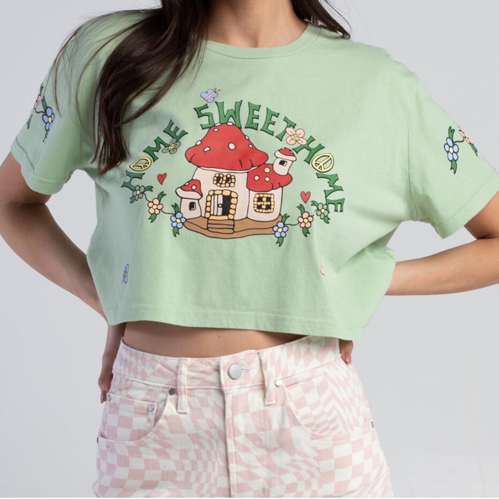 Coney Island Picnic cropped tee size M